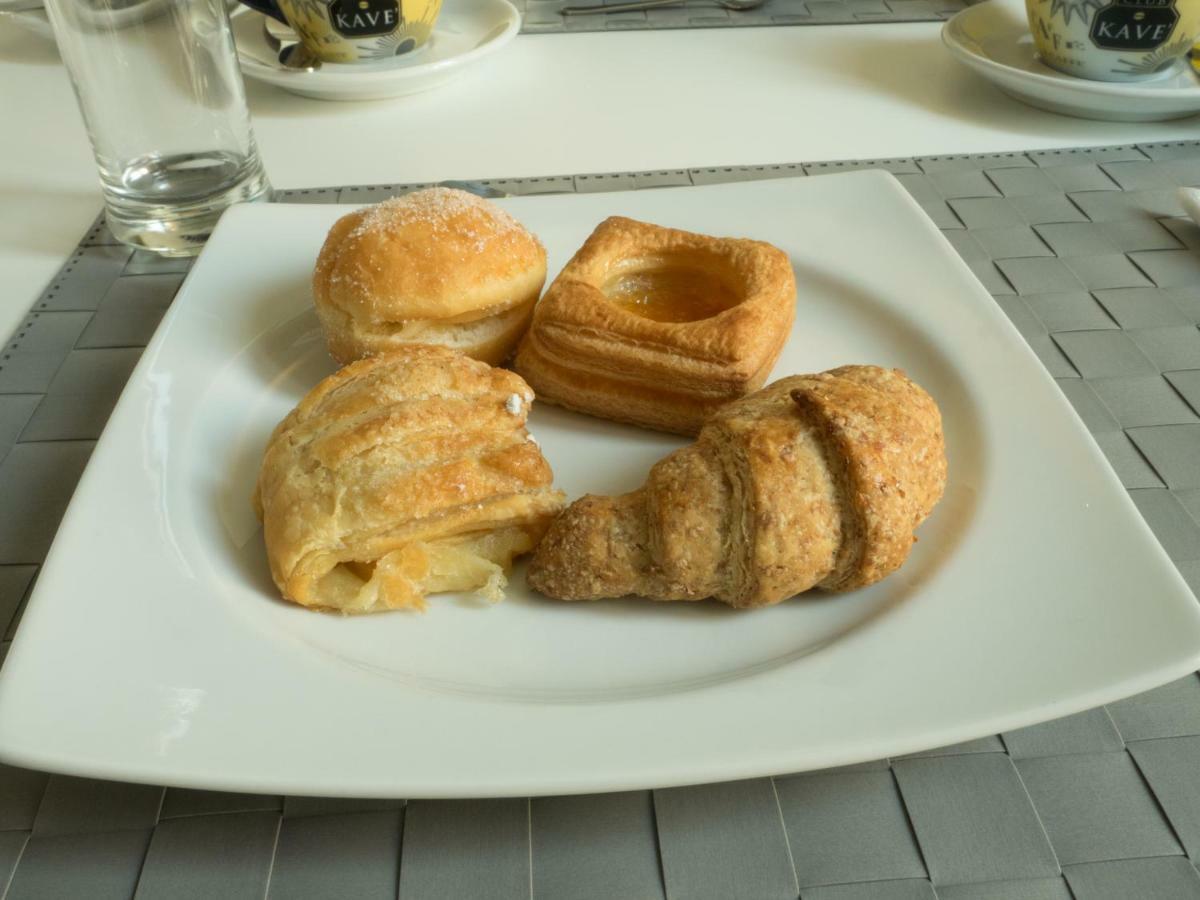 Ajde Rooms & Breakfast Trani Dış mekan fotoğraf